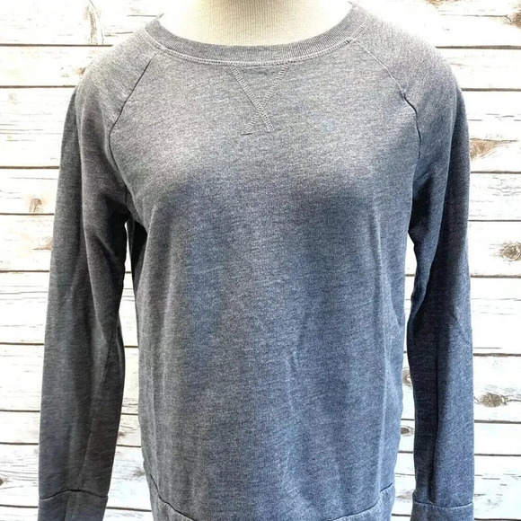 Tops - H&M Women Pull Over Crew Neck Gray Casual Sweatshirt Size Small